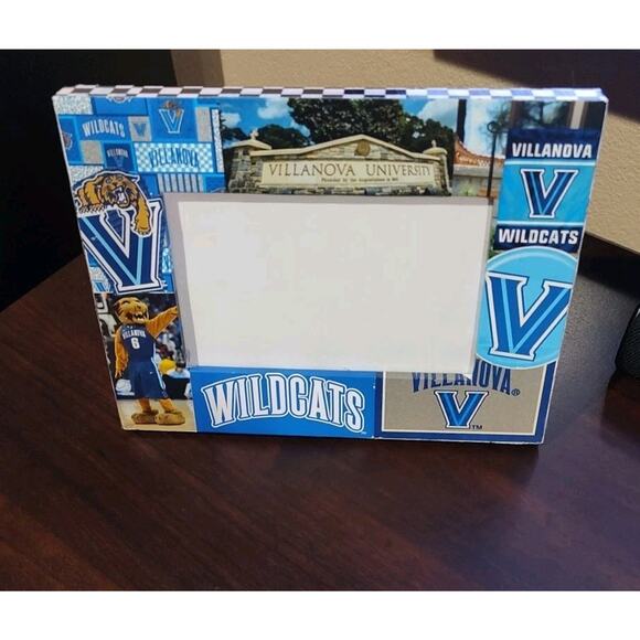 Villanova "Wildcats" University Wooden Picture Frame 4x6 - Picture 2 of 4